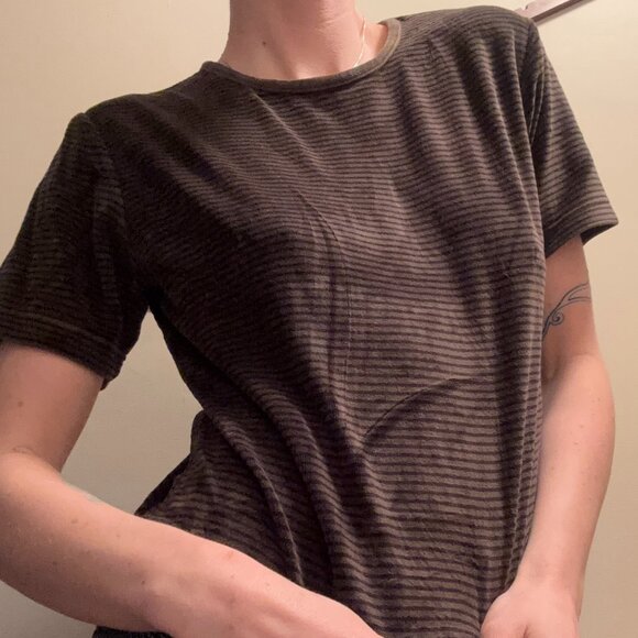 Jennifer Moore Velvet Striped T-Shirt - Picture 2 of 4